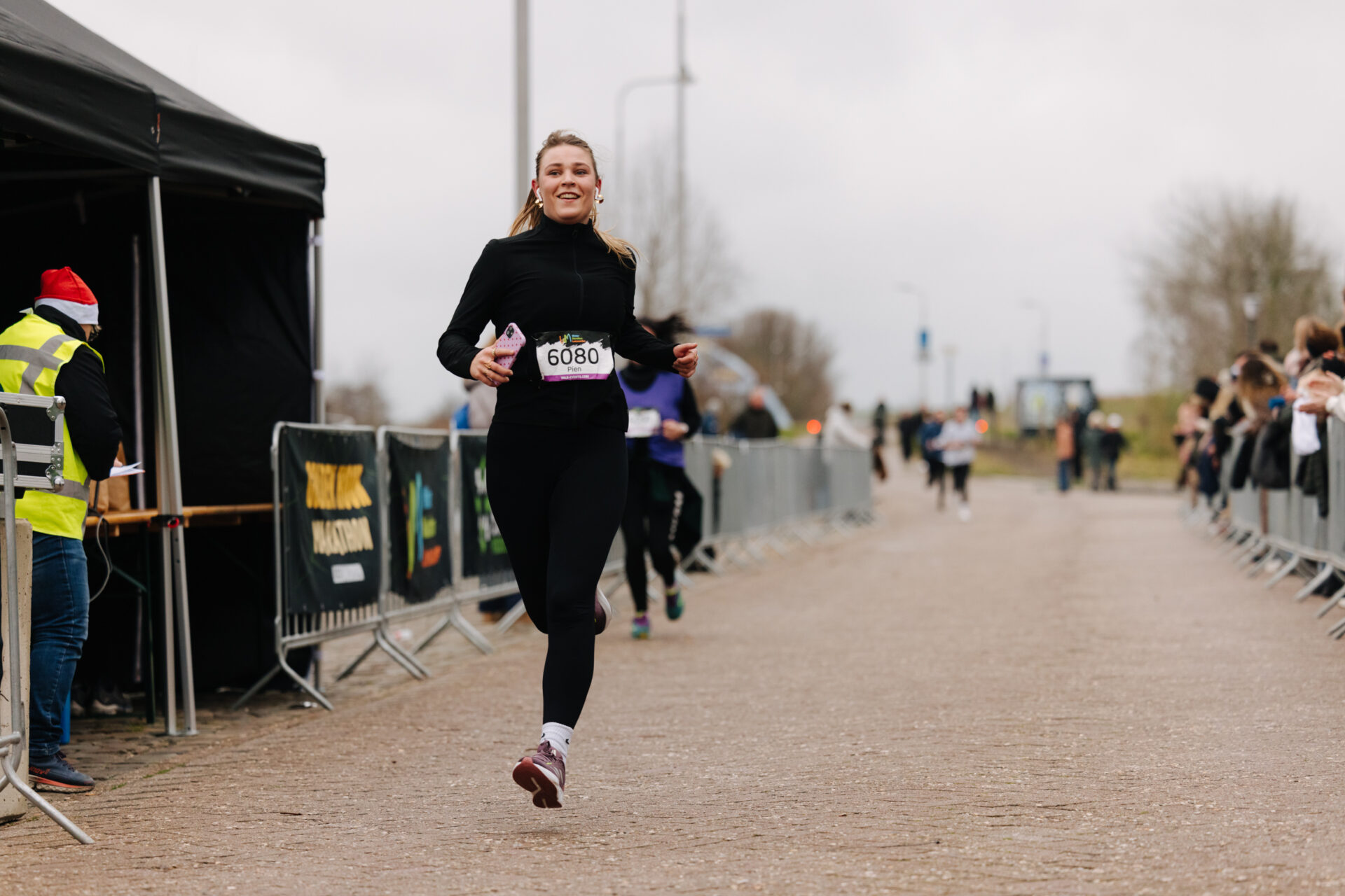 21122024_Valk Event Productions_Winter Marathon_Start Finish_LR-146