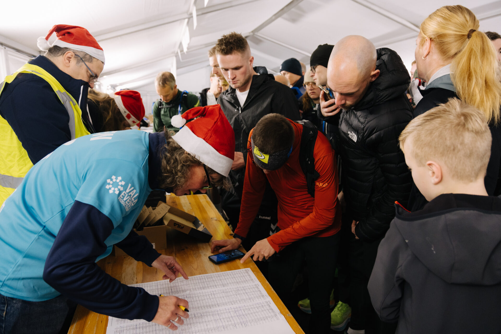 21122024_Valk Event Productions_Winter Marathon_Start Finish_LR-3