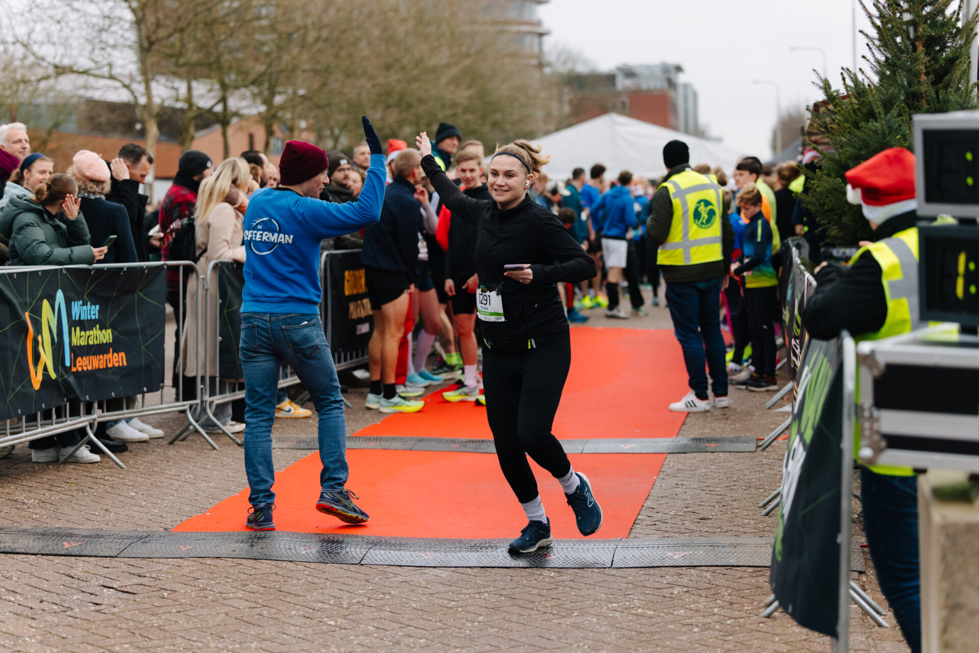 21122024_Valk Event Productions_Winter Marathon_Start Finish_LR-94