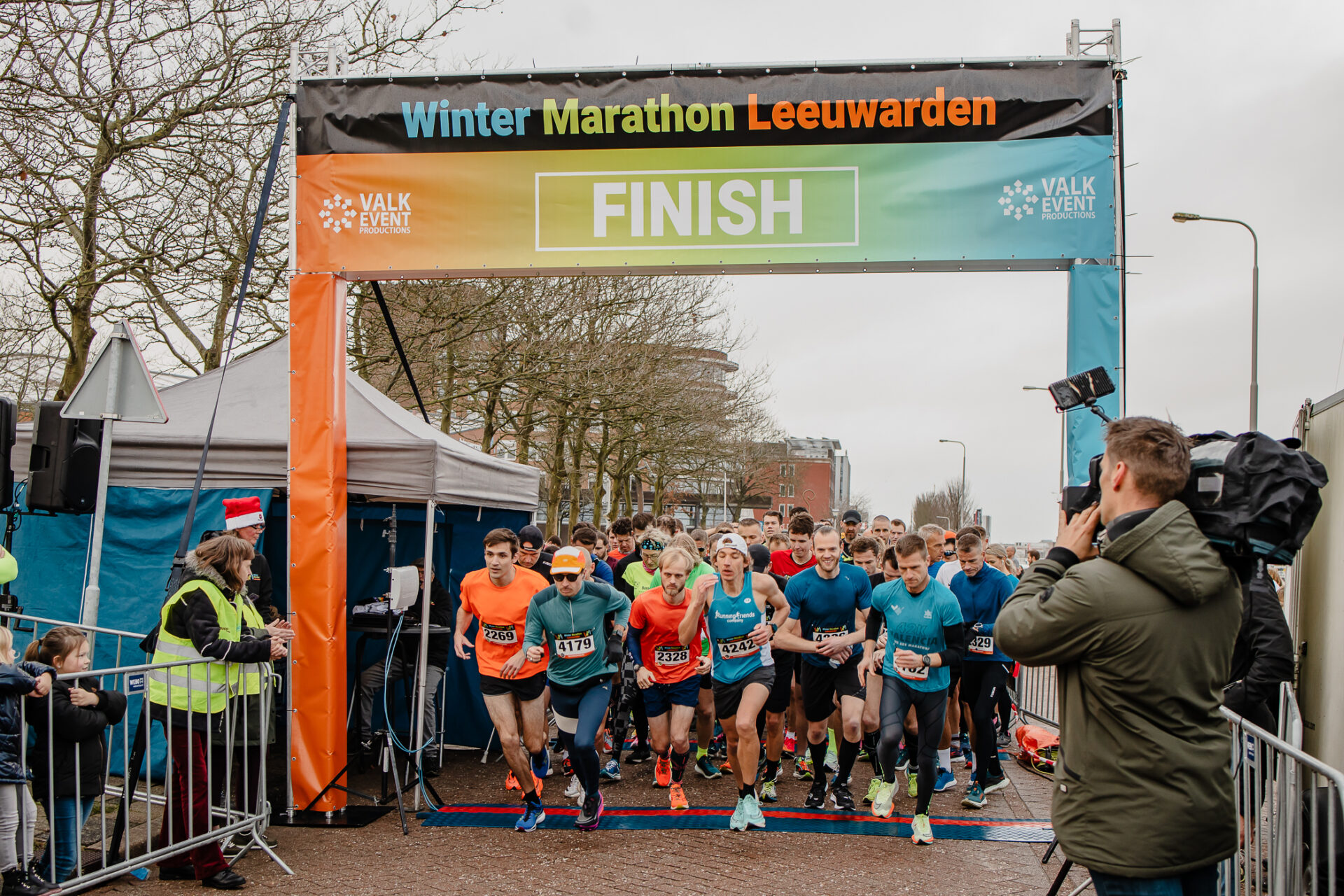 Winter Marathon Leeuwarden | Zaterdag 24 december 2022 | Photo's by: Daphne de Vries & Jeancarlo Nunes dos Anjos